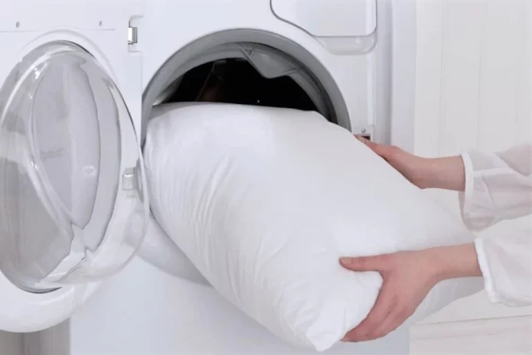 Çamaşır Makinesinde Yastık Nasıl Yıkanır?